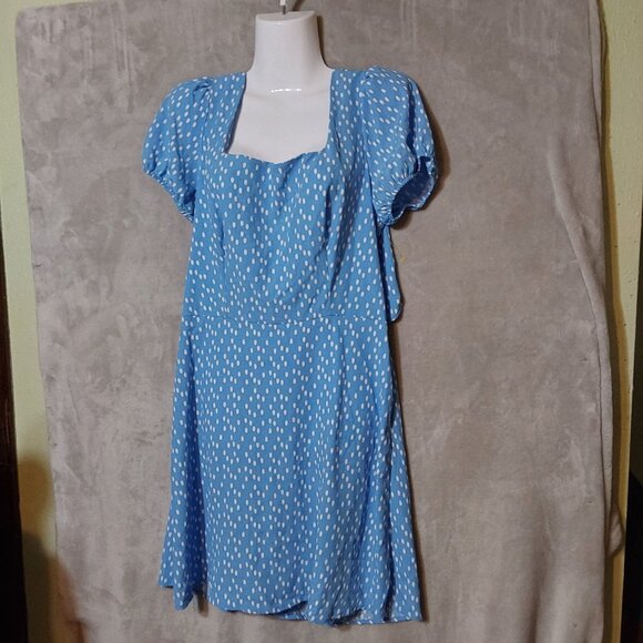 Liliy Rose Blue/White puff sleeve Cut Away Back with‎ Straps Cottage Core Large - Picture 1 of 12